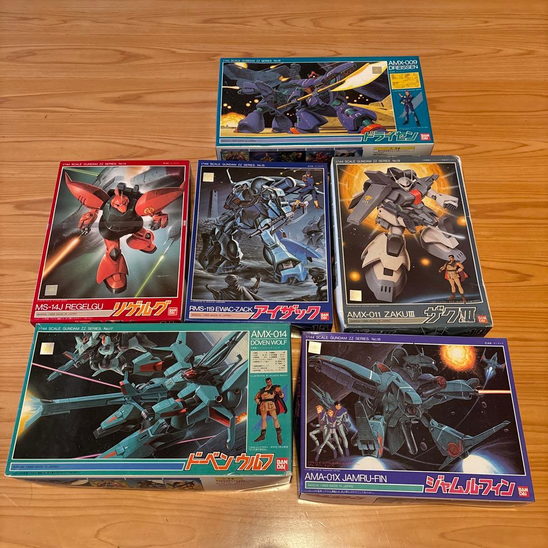 ダブルゼータガンダム　ガンプラ 1/144 スケール セット