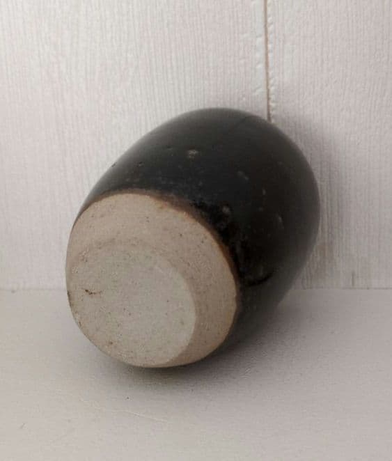 不審菴　茶桶　さつう　黒釉陶器製　棗 木箱付き　宗偏流 　十代 山田宗囲 書付