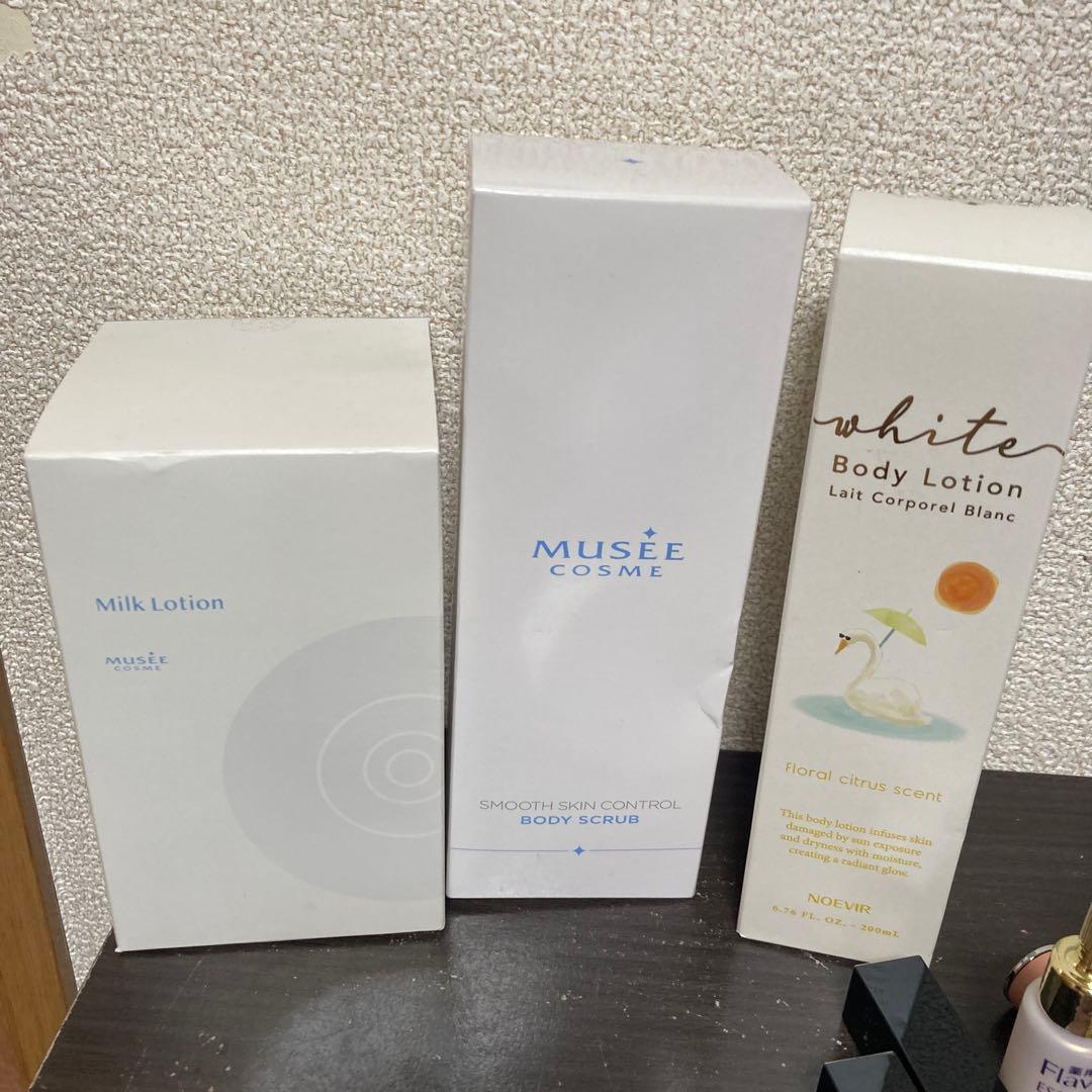 コスメまとめ売り