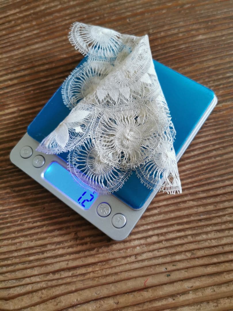 アンティーク テネリフレース 超極細糸 向日葵と太陽と花 アイボリー線状ドイリー