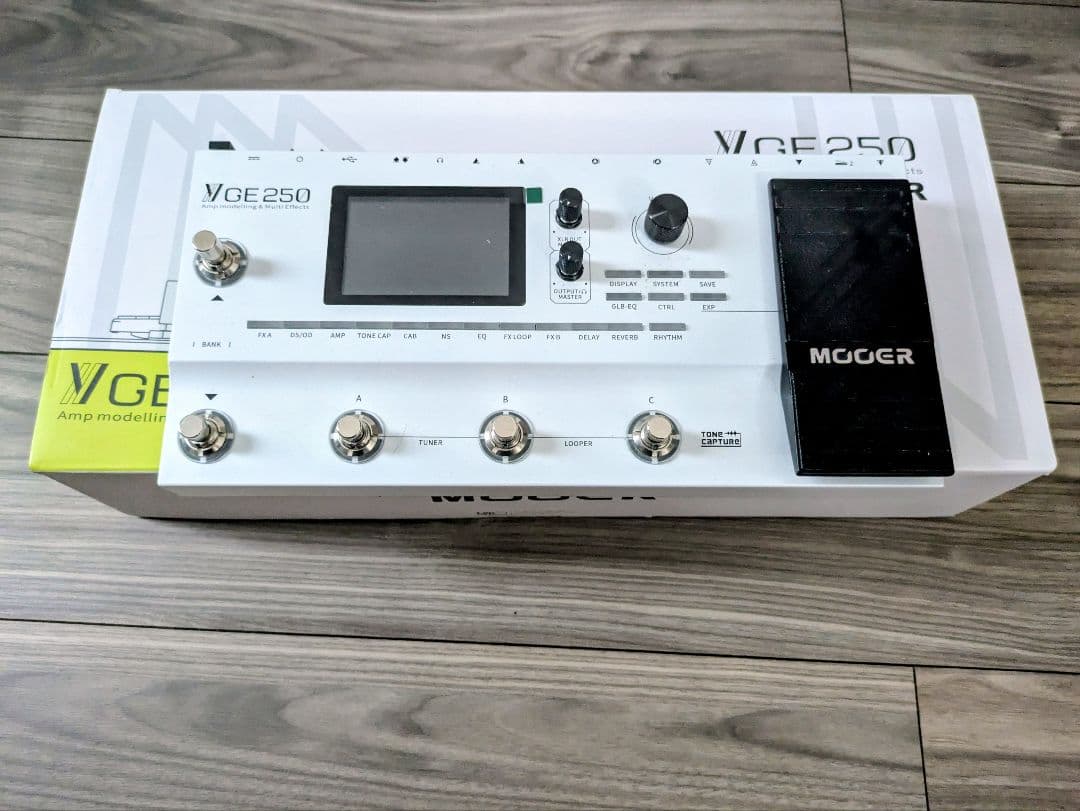 【美品】MOOER VGE250 ギターエフェクター 本体