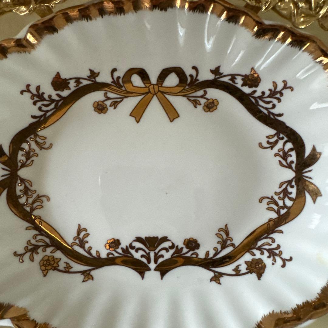 ソープディッシュ　アクセサリートレイ　リボンモチーフ　マトソン アンティーク調