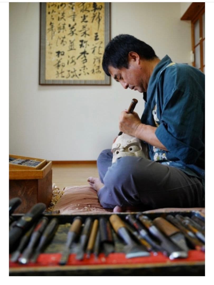 木製 神楽面 鬼面と笑顔の面