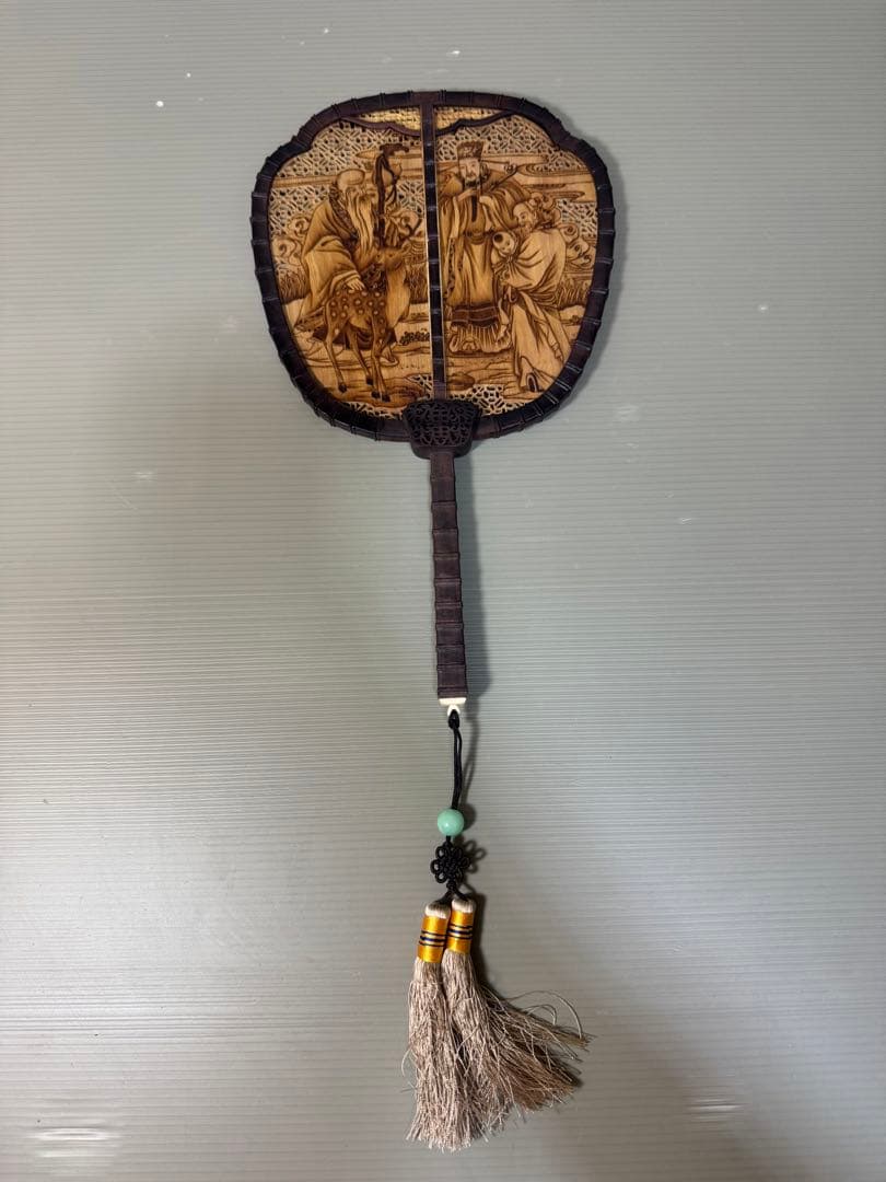 2268 中国美術 唐木造 白檀透彫刻 翡翠 軍配型硯屏 団扇　唐物　時代物