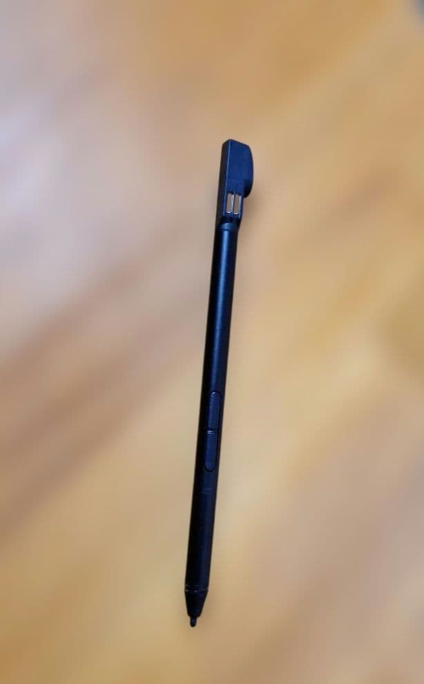 Windowsタブレット本体 Lenovo Tablet 10 (N4100 / 8GB / 128GB)