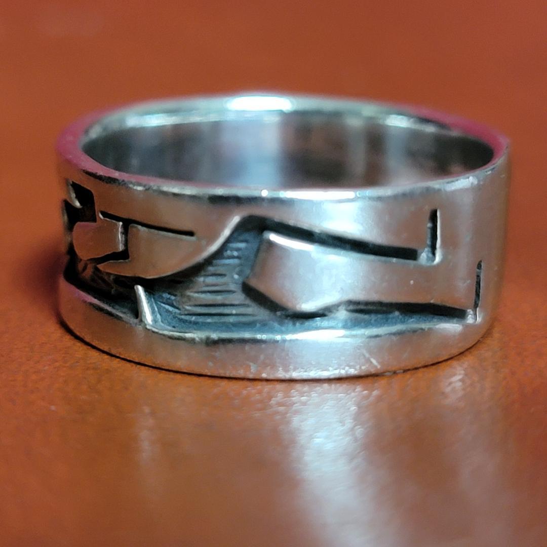 ビンテージ 銀の指輪 インディアンジュエリー シルバー925 彫金