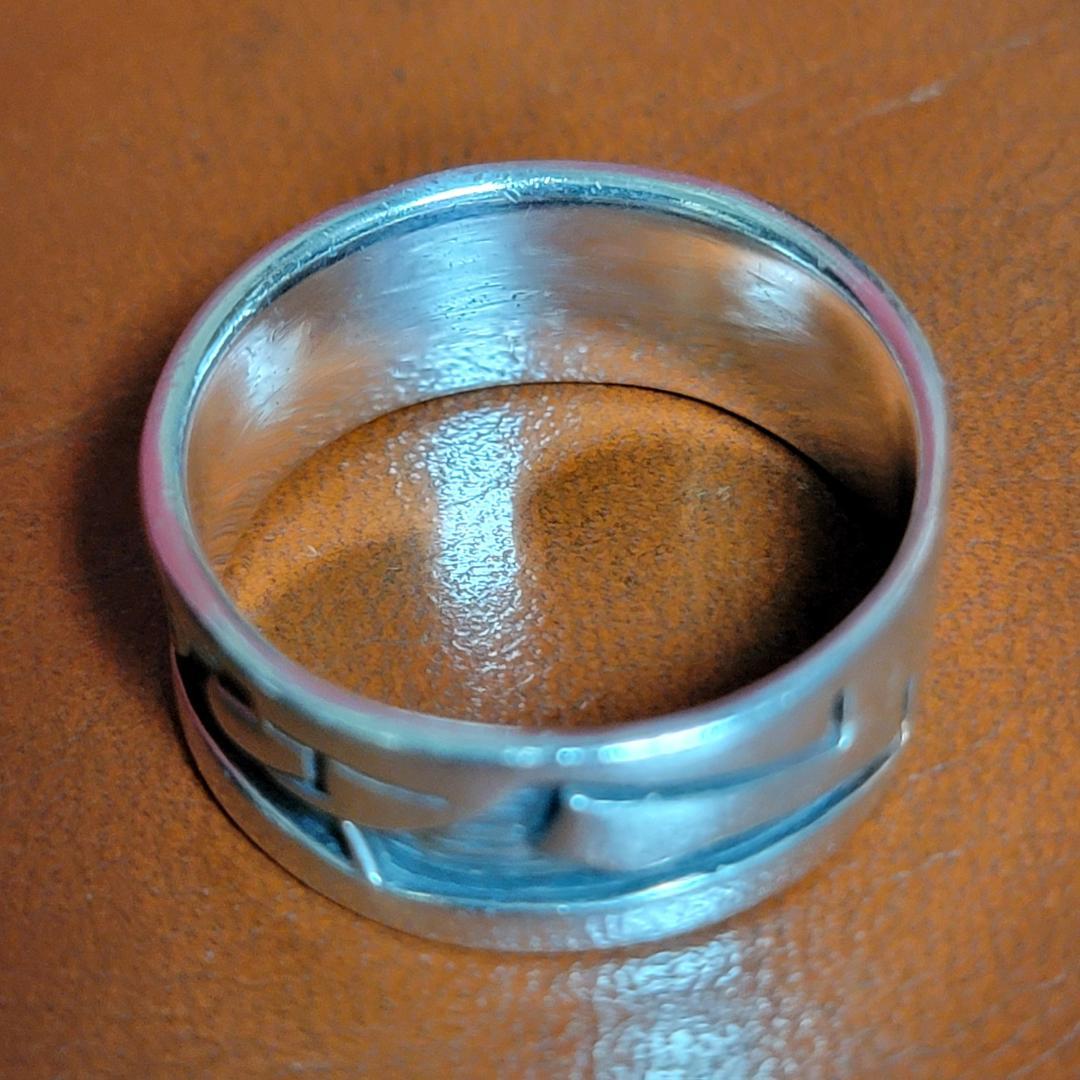 ビンテージ 銀の指輪 インディアンジュエリー シルバー925 彫金