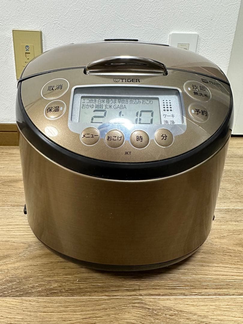 タイガーJKT-P180 炊飯器 IH炊飯ジャー 2020年製