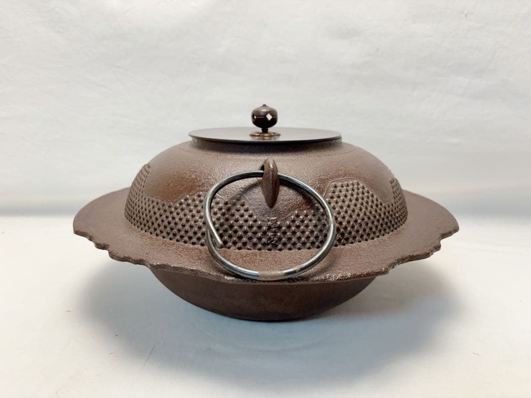 美品 茶道具 釜師 佐藤浄清作 遠山霰地紋 透木釜 釜印 釜鐶付き 共箱