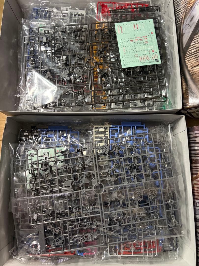 MG 1/100 ガンダムバルバトスルプス MG 1/100 ガンダムヴィダール