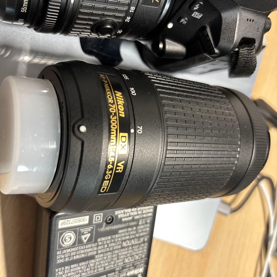 Nikon D5300 デジタル一眼レフカメラ　ダブルレンズキット