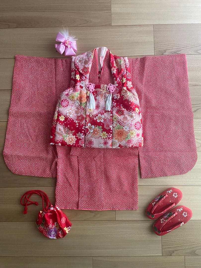 七五三　女の子　３歳　着物と被布　雛祭り