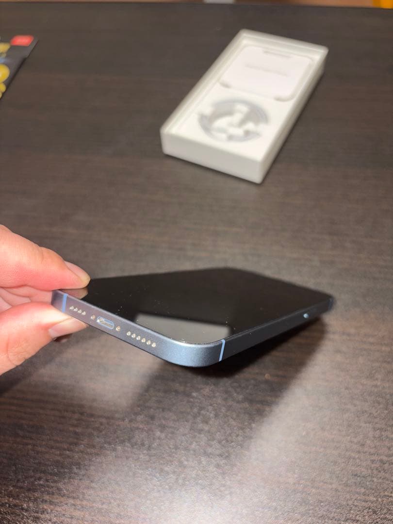 iPhone14 plus ブルー