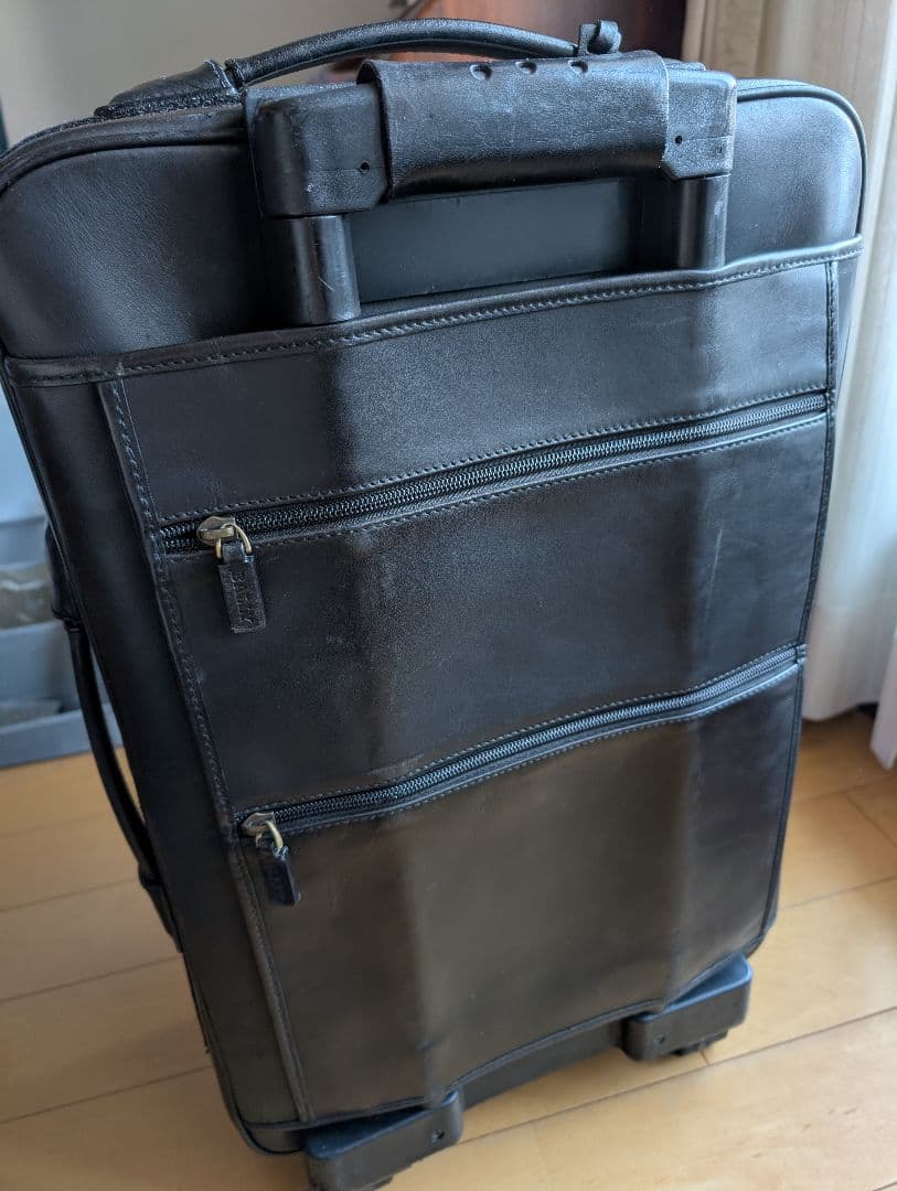 M*I様 BALLY ブラック レザー キャリーケース