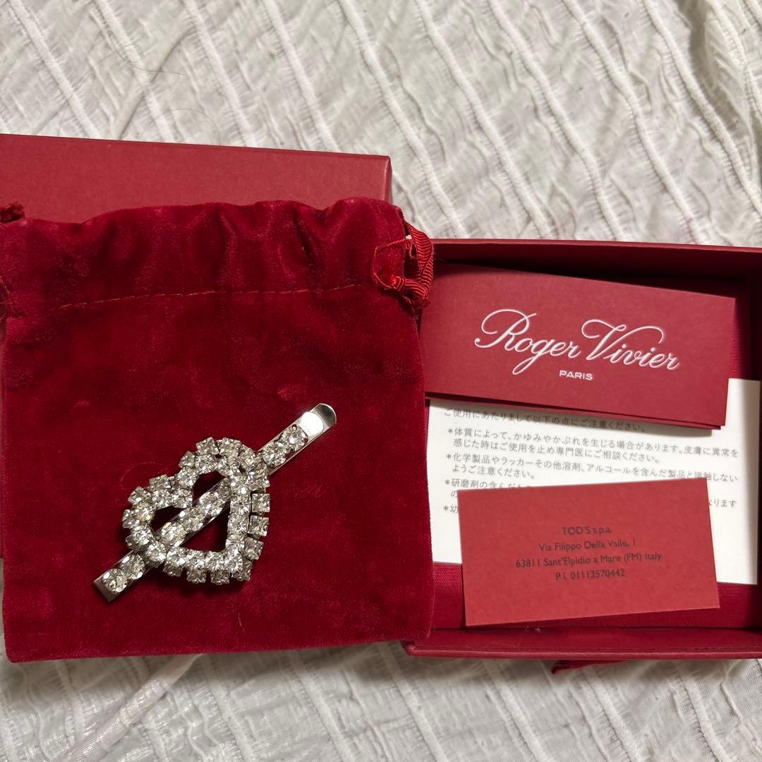 Roger Vivier ハート型ヘアアクセサリー