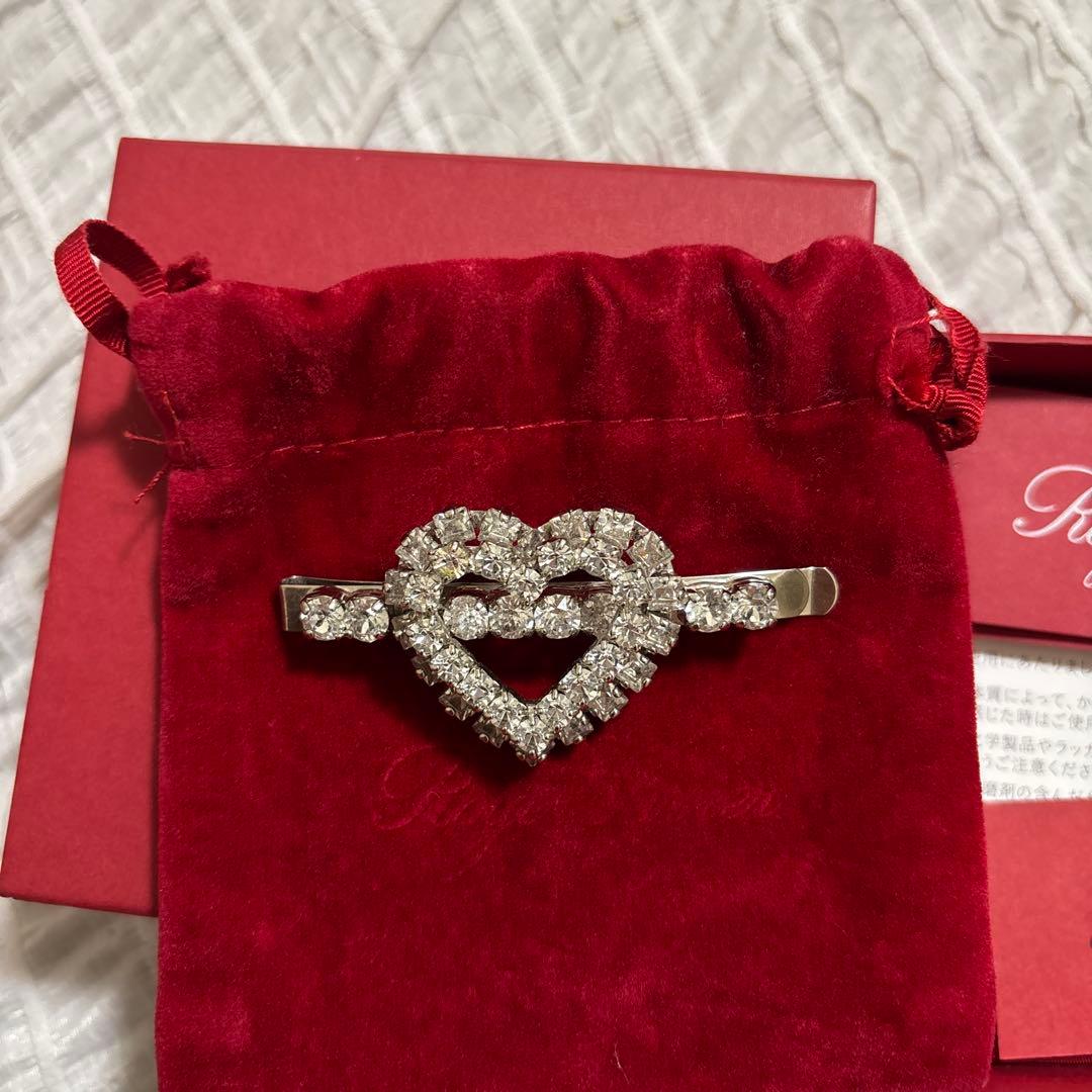 Roger Vivier ハート型ヘアアクセサリー