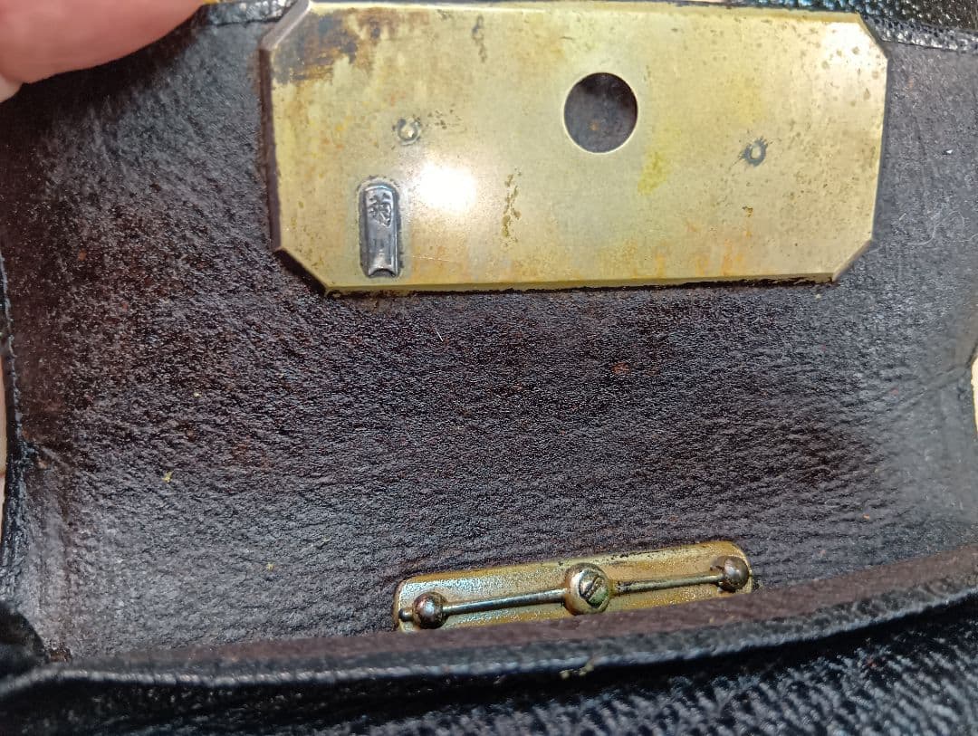 龍前金具／煙草入れ／極上美品饅頭根付／在銘菊川