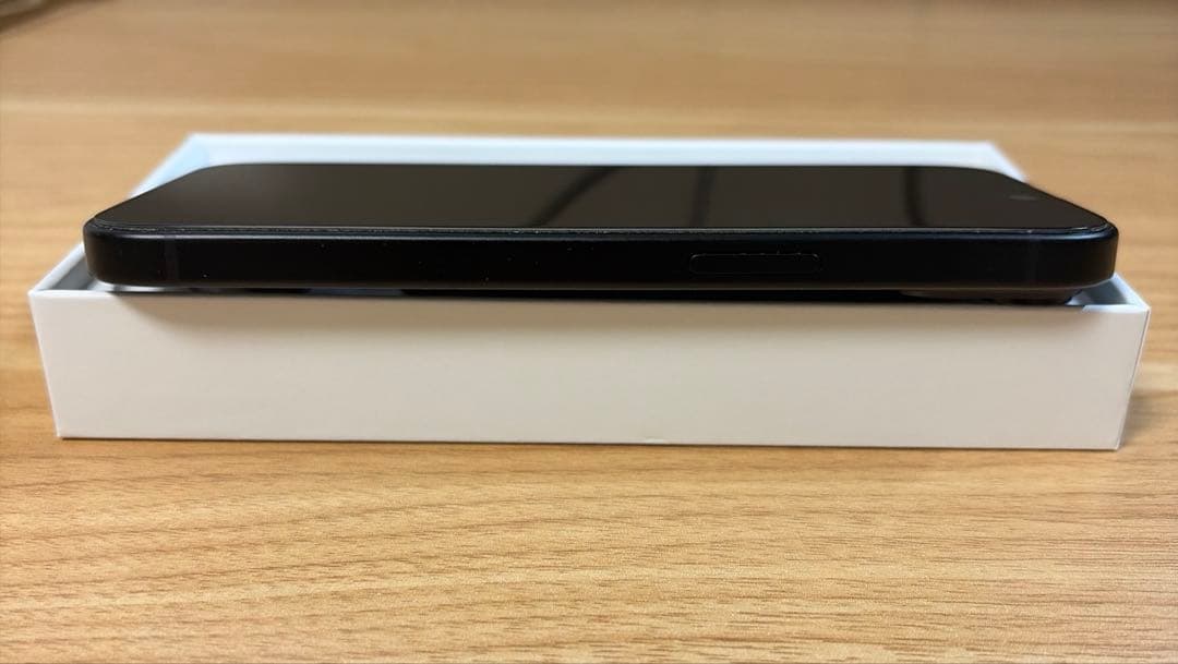 iPhone 15 本体 128GB