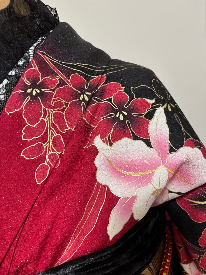 美品　正絹振袖フルセット　銀通し　黒地　花柄　鈴ガード付き　成人式
