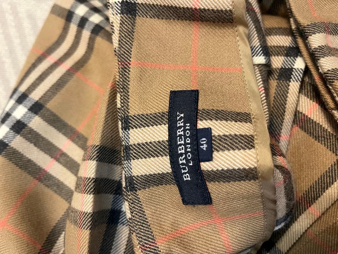 BURBERRY スカート