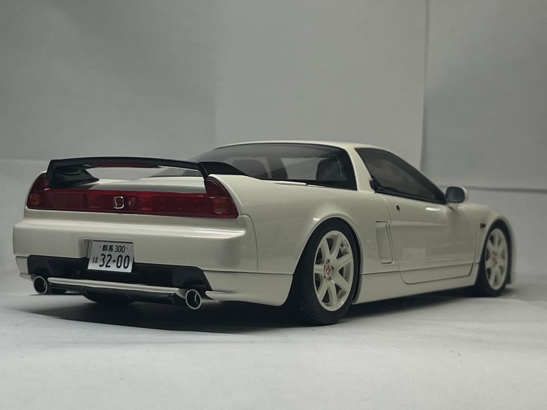 オートアート 1/18 ホンダ NSX-R 改造品 白