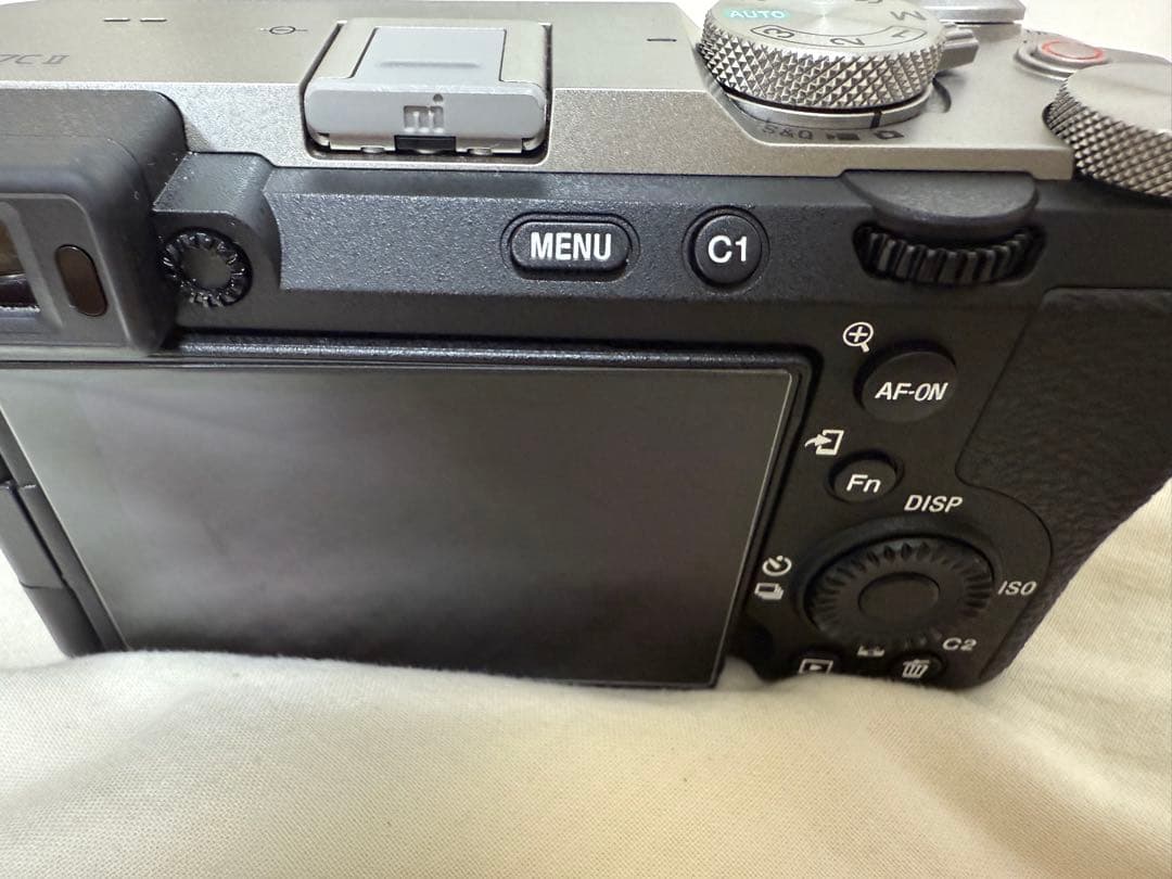 SONY α7C II ILCE-7CM2 + 純正バッテリー2個 即発送可