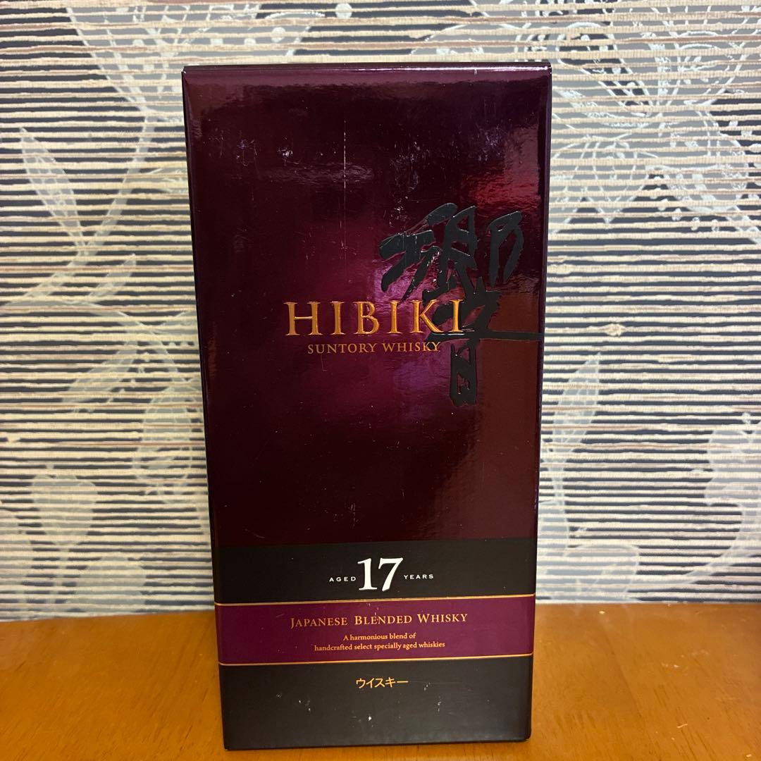 サントリー響 17年 700ml