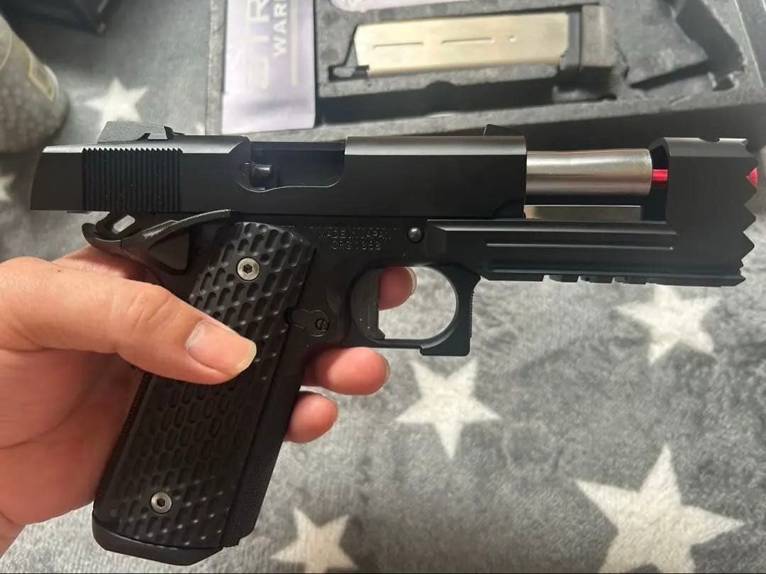 STRIKE WARRIOR 45 ハンドガン