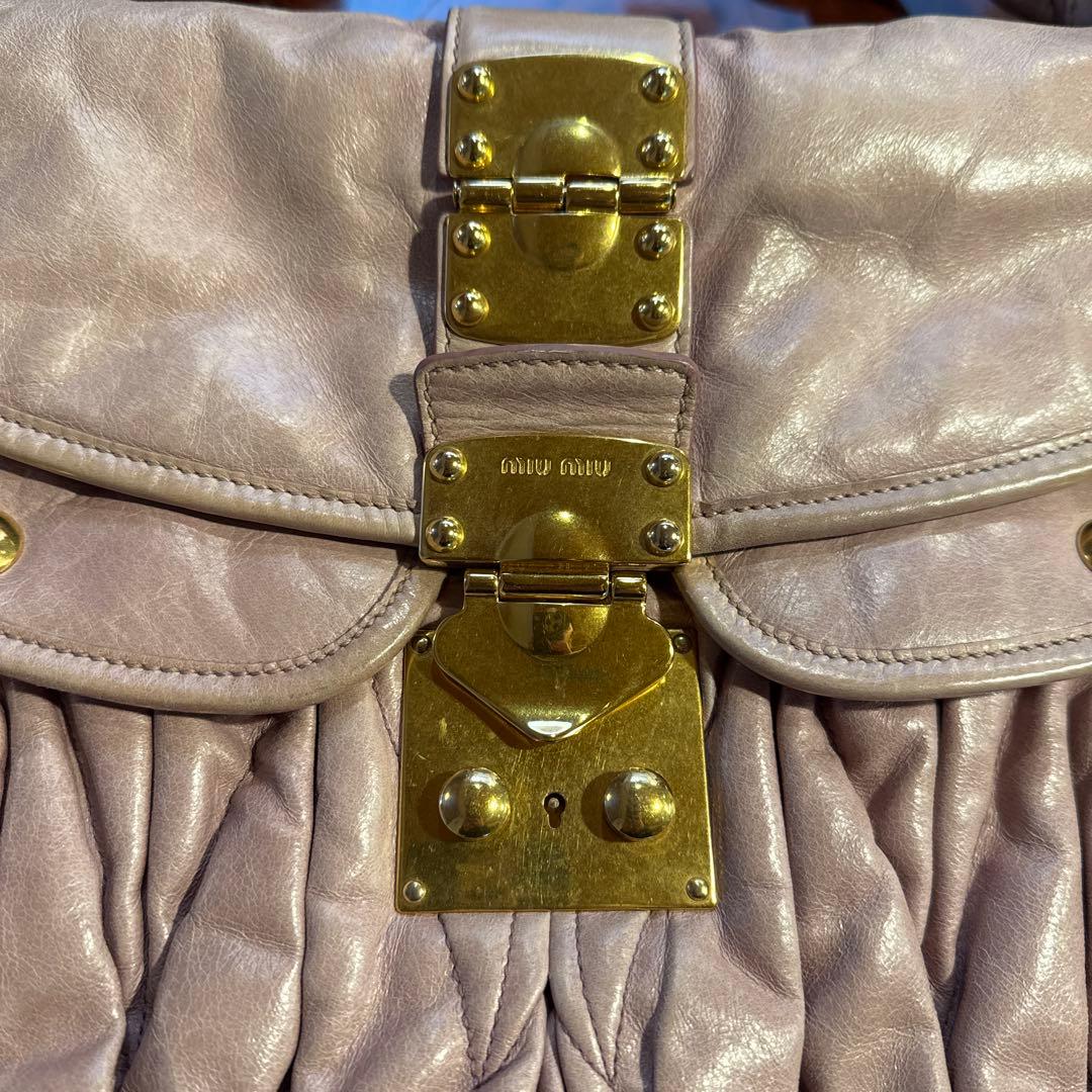 専用品MIUMIU マテラッセ　プリーツデザイン ピンク ハンドバック