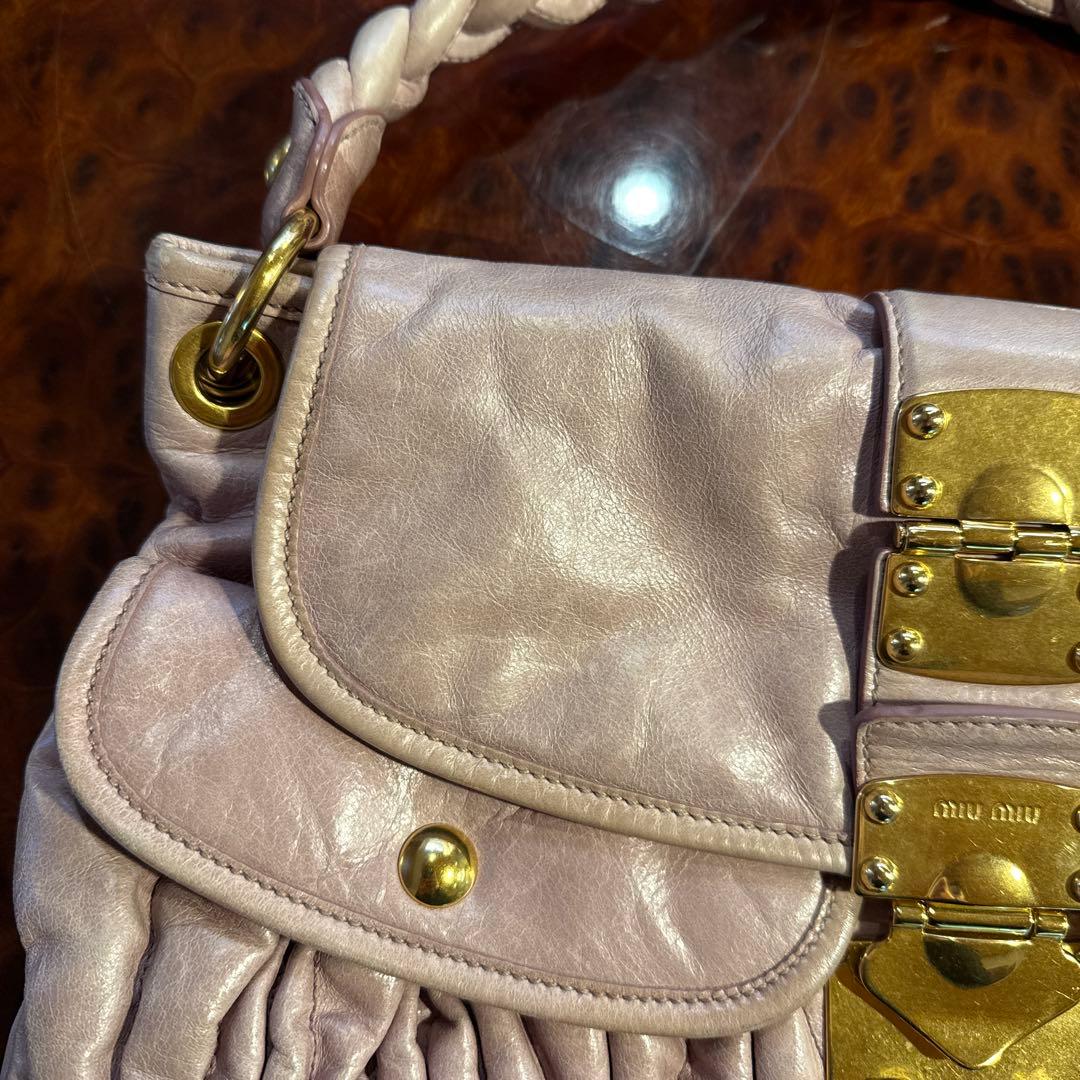 専用品MIUMIU マテラッセ　プリーツデザイン ピンク ハンドバック