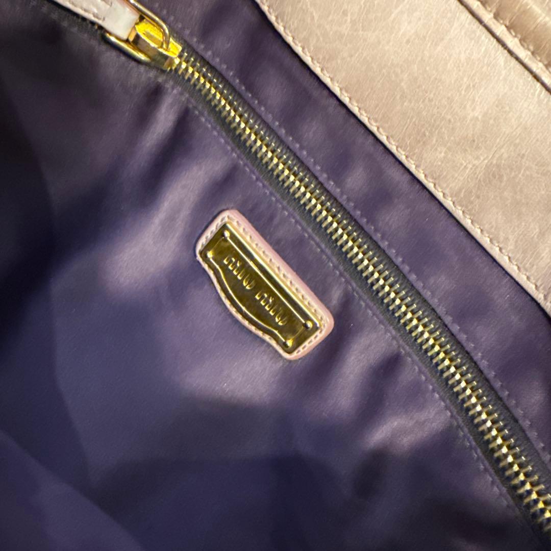 専用品MIUMIU マテラッセ　プリーツデザイン ピンク ハンドバック