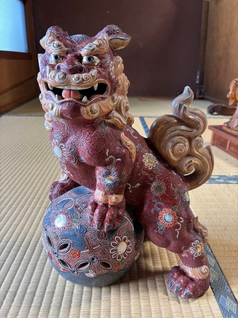 【九谷焼】色彩豊かな獅子像 置物