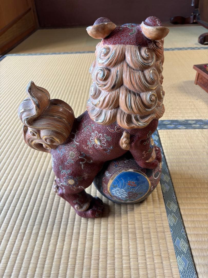 【九谷焼】色彩豊かな獅子像 置物