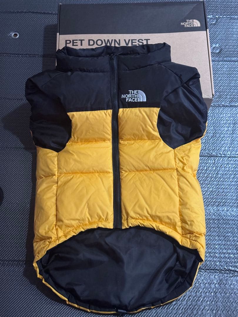 THE NORTH FACE ペット用ダウンベスト 40周年限定 未使用・箱付き