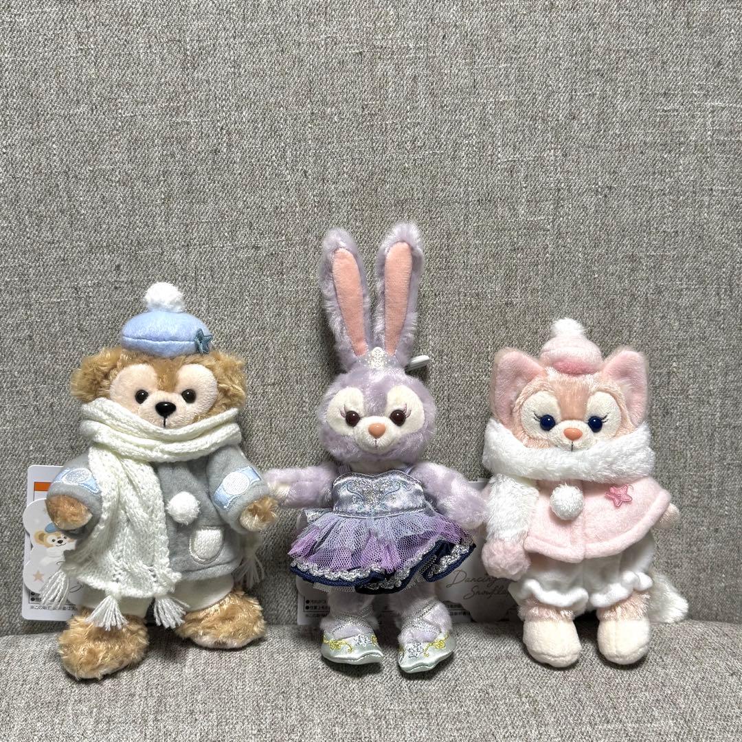 東京ディズニーシー　ダンシングスノーフレークス　ぬいぐるみバッジ　3体セット