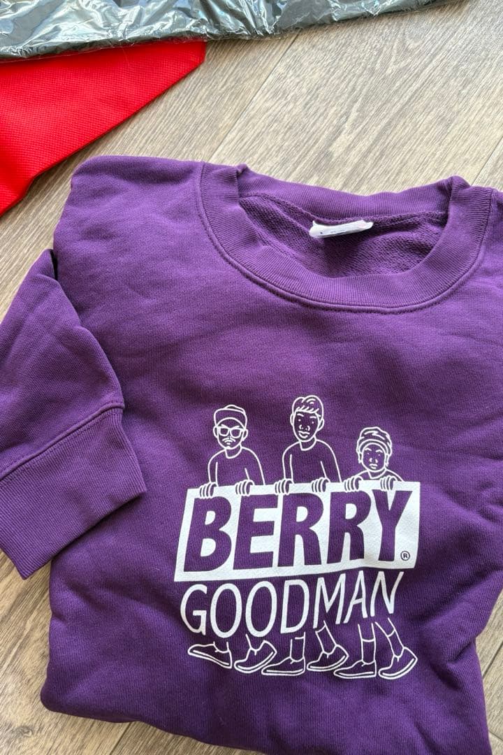 BERRY GOODMAN セットトレーナー、トートバッグ、バッジ, タオルなど