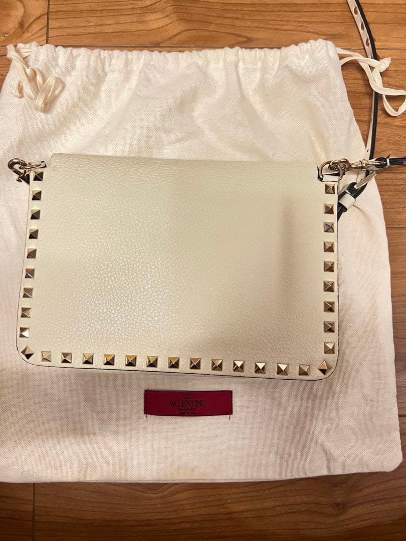 Valentino スタッズ付きショルダーバッグ