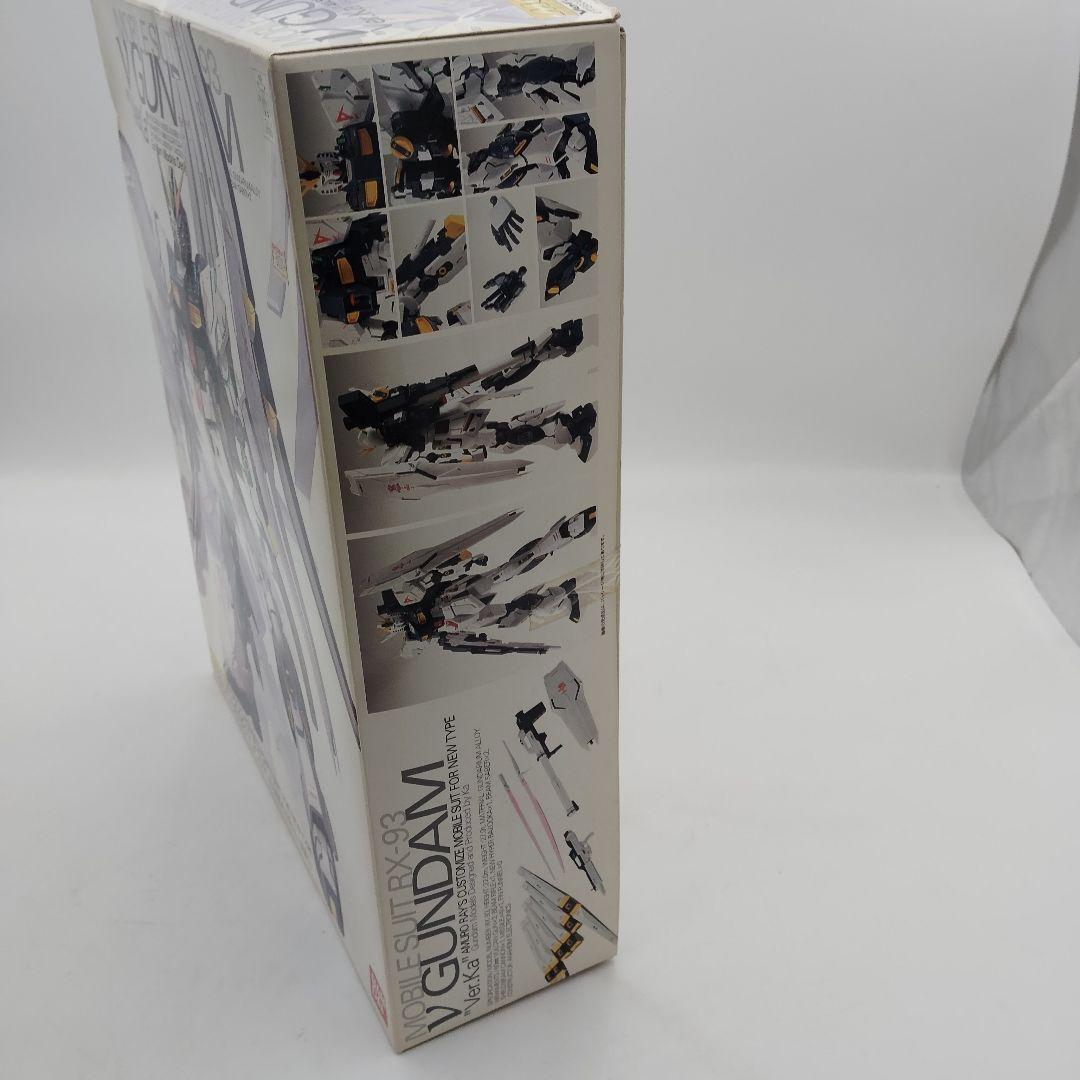 バンダイ MG RX-93 νガンダム Ver.Ka 1/100