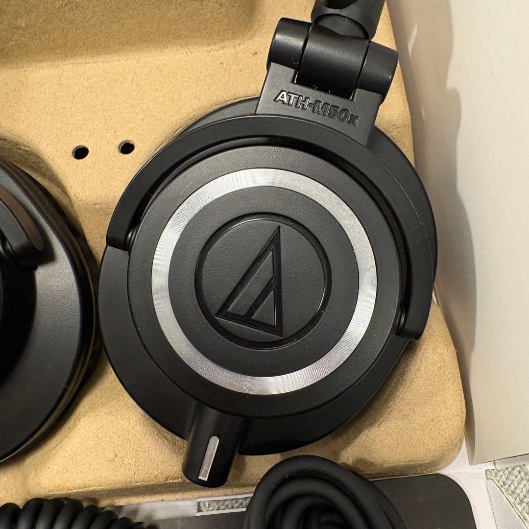 【美品】Audio-Technica ATH-M50x 有線ヘッドホン