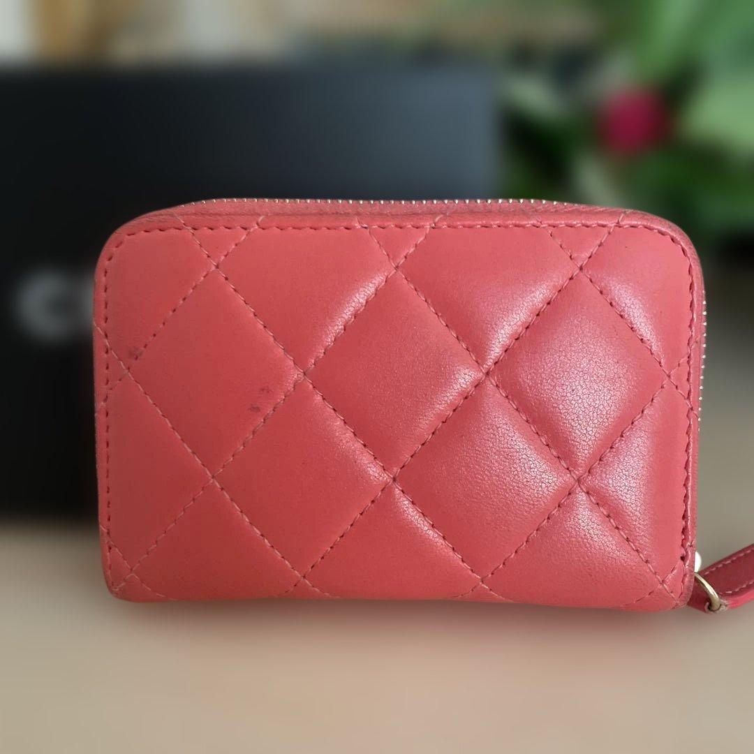 CHANELピンク キルティング ケース