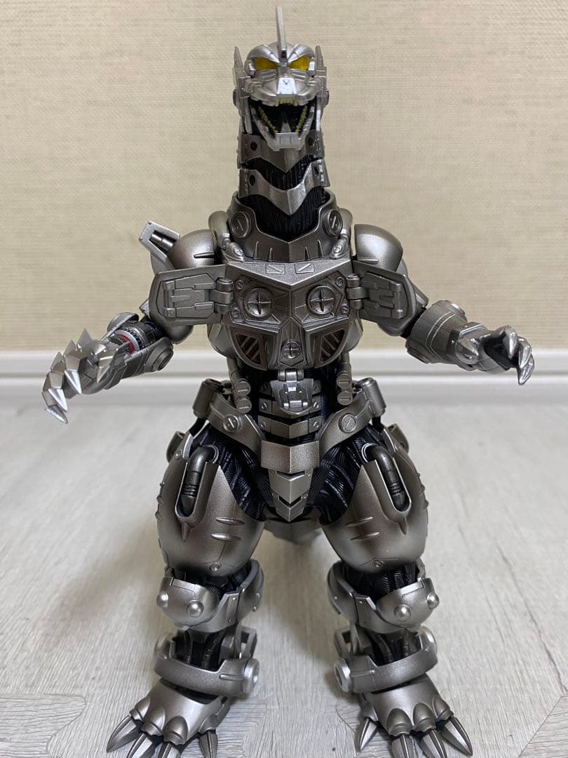 S.H.MonsterArts 3式機龍（重武装型、高機動型）