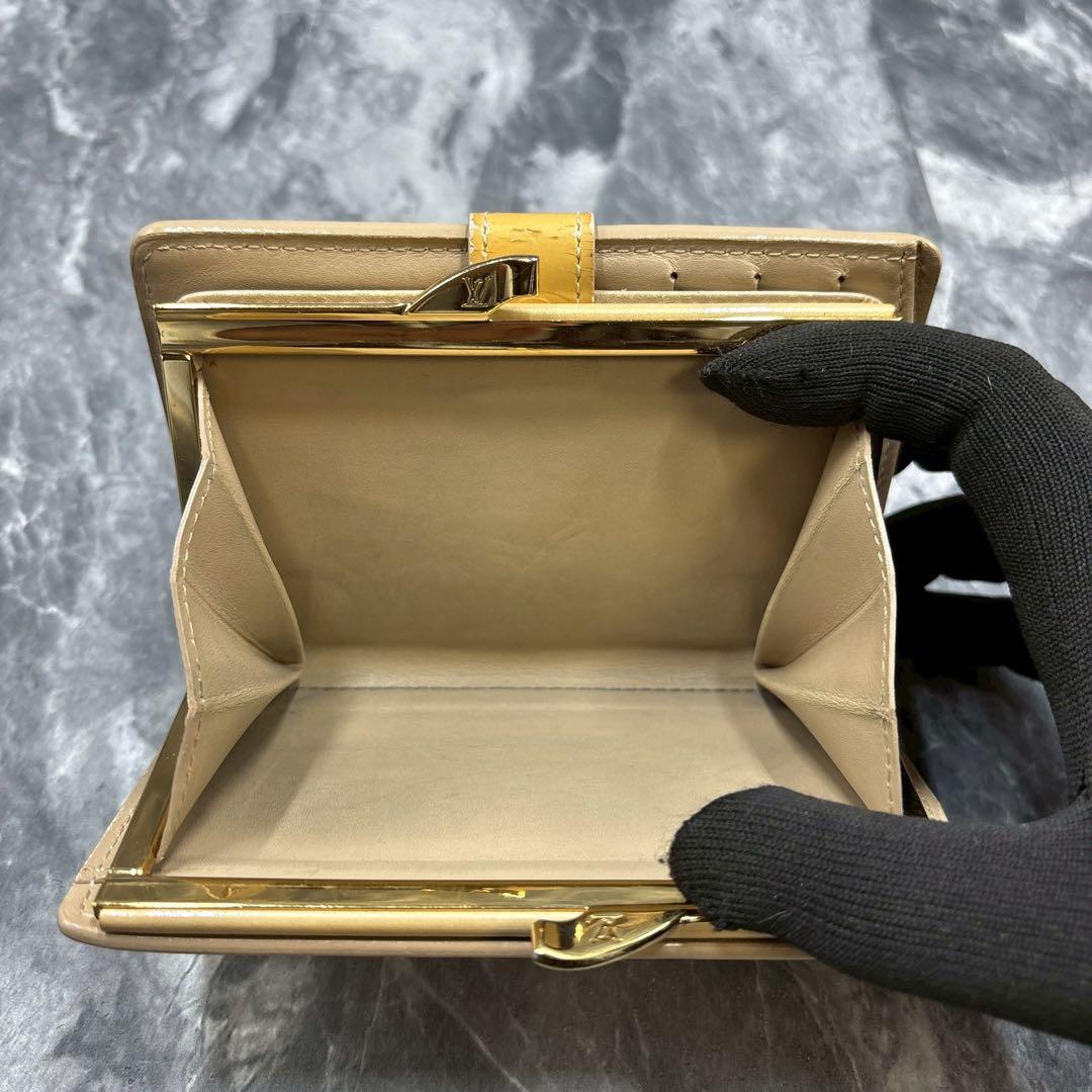 MTNJ ✨LOUIS VUITTON ヴェルニ　二つ折り財布