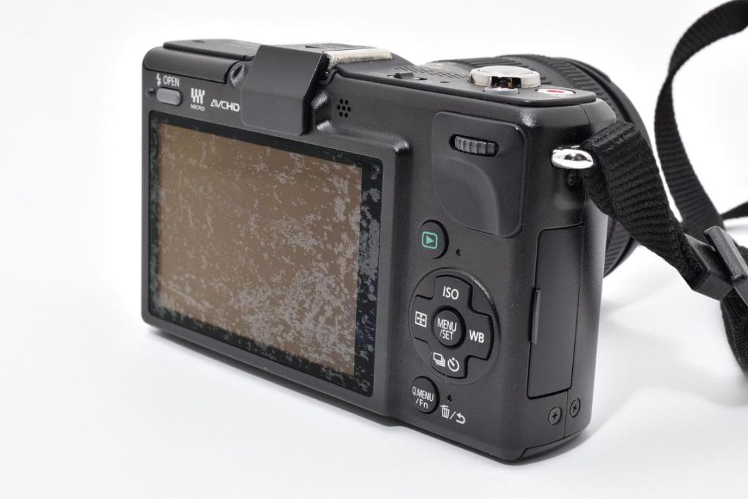 Panasonic LUMIX DMC-GF2 レンズキット ミラーレスカメラ