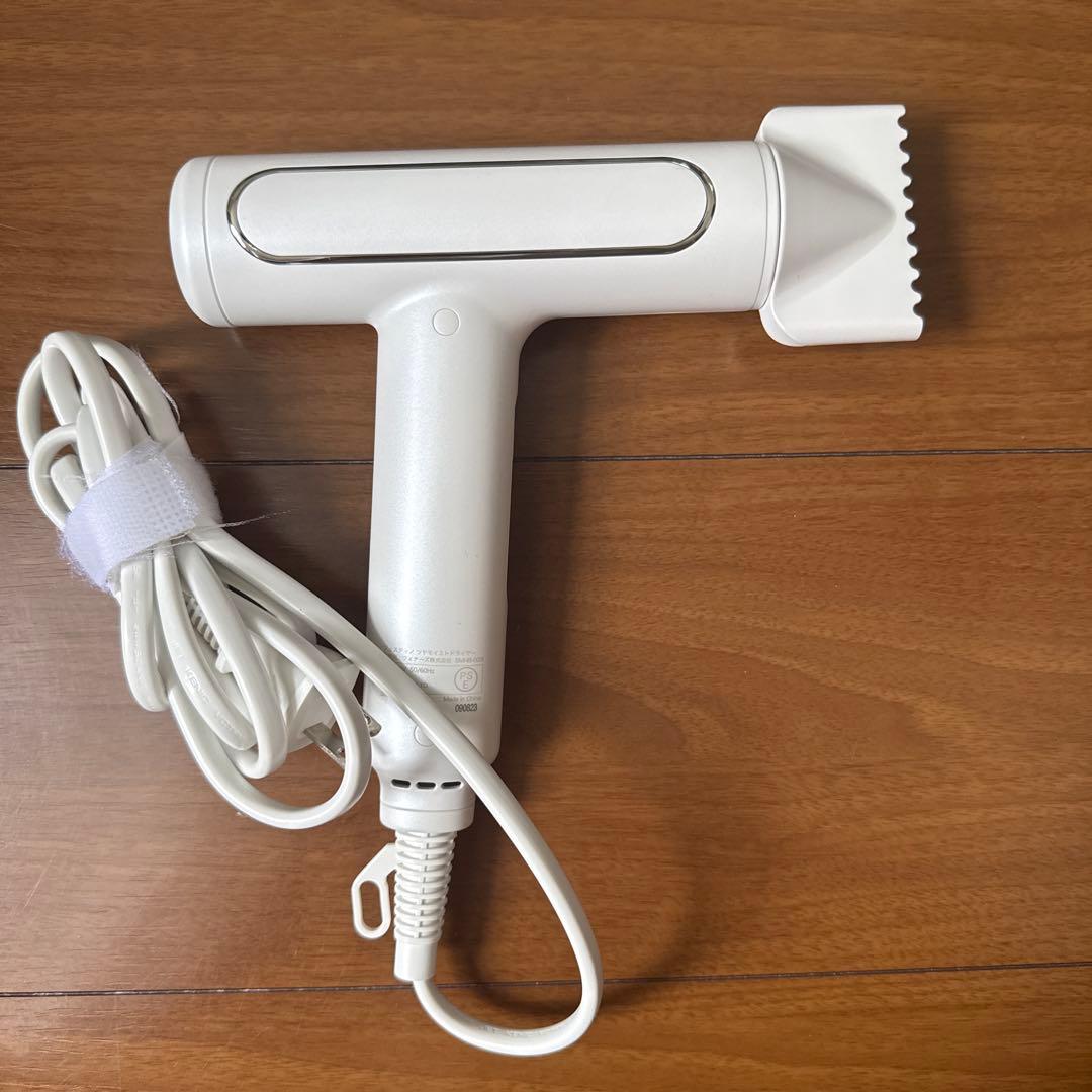 festino フェスティノ　ツヤモイストドライヤー