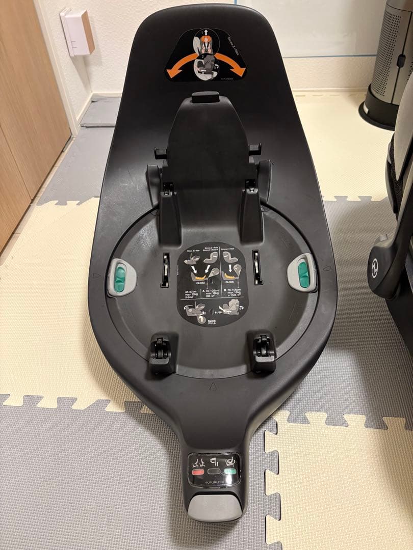 サイベックス　チャイルドシート　ベースZ カーシートアダプター2 3点セット