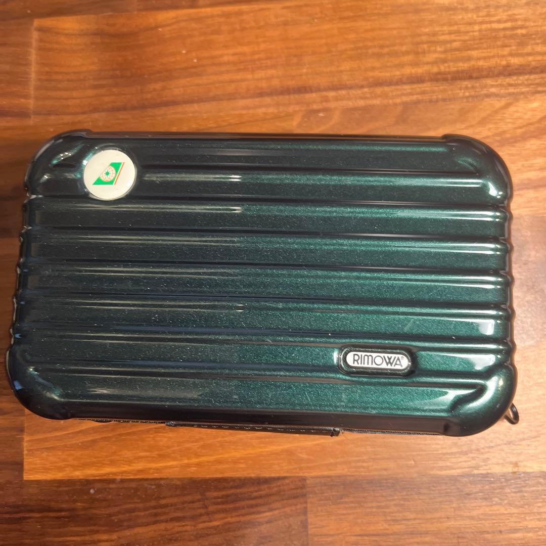 【Rimowa】キャセパシフィック航空ポーチ ヴライトグリーン