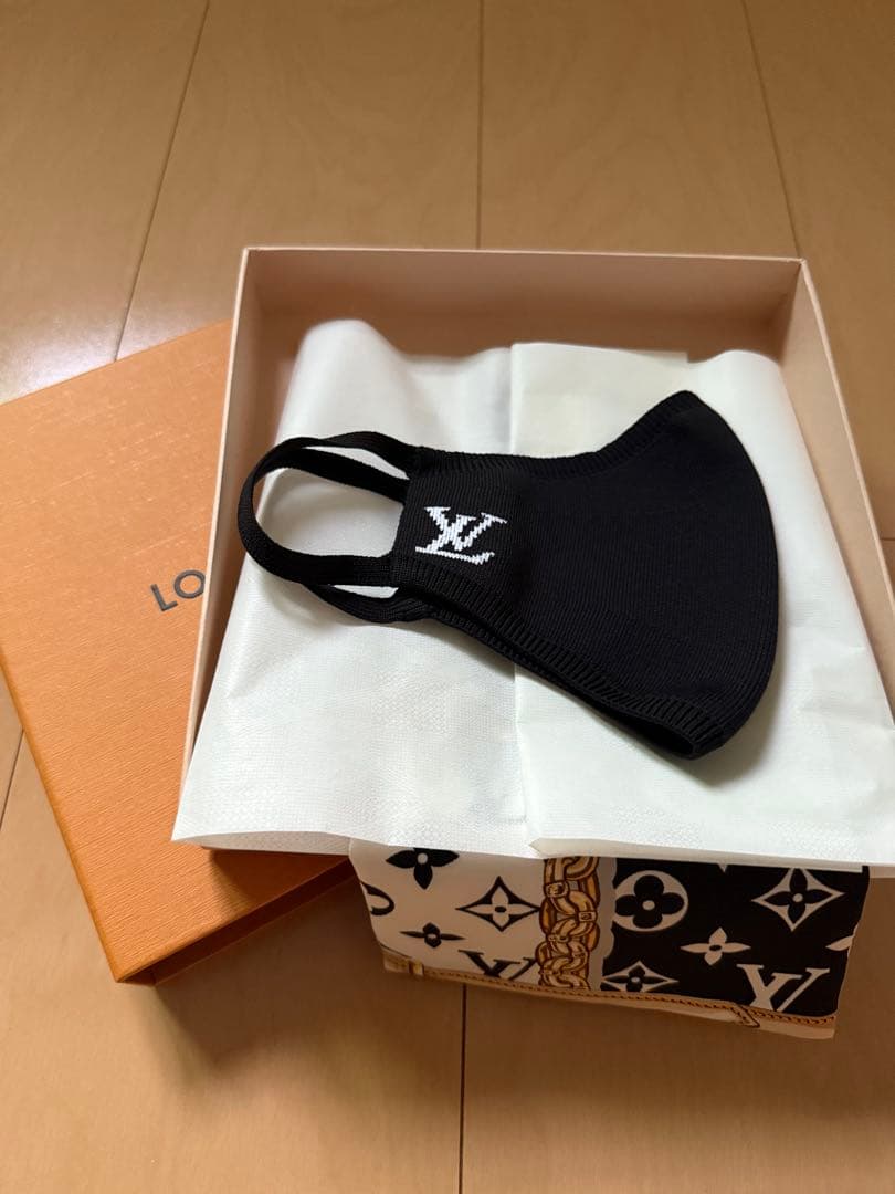 ルイ・ヴィトン　マスク