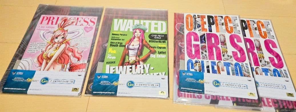 ONE PIECE☆ワンピース★ファイル•ノート▪︎ボールペン▪︎ステッカー