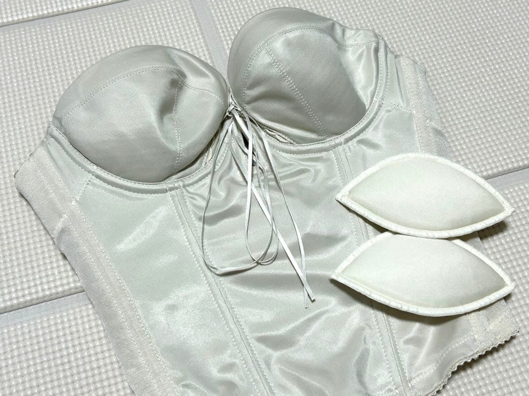 BRIDAL BEAUTE ブライダルインナー ビスチェ C70 ガードル M