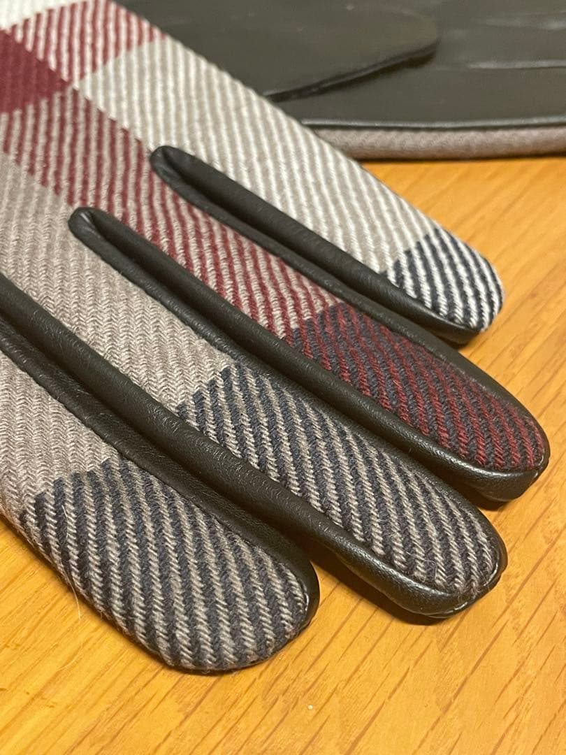 定価2.2万　未使用　ブラックレーベル　クレストブリッジ　チェック　グローブ